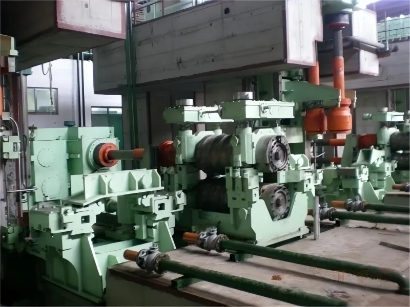 Прокатная клеть с короткой линией напряжений 2